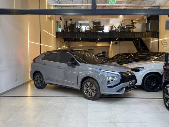 MITSUBISHI ECLIPSE CROSS 1.5 MIVEC TURBO GASOLINA HPE-S SPORT CVT MITSUBISHI ECLIPSE CROSS 1.5 MIVEC TURBO GASOLINA HPE-S SPORT CVT